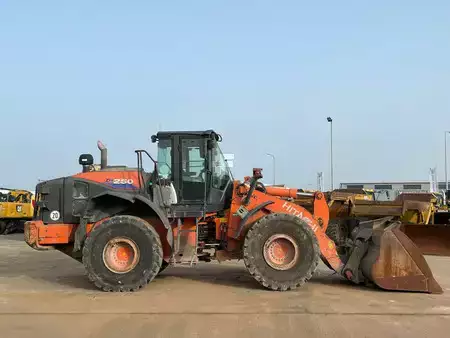 Hjullæsser 2019 Hitachi ZW250-6 (4)