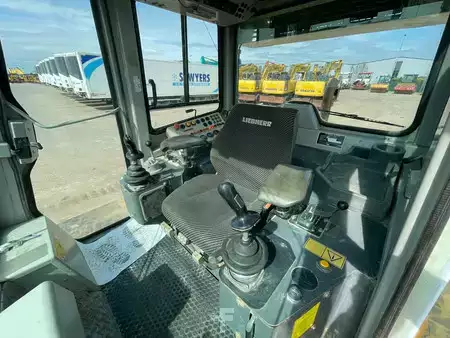 Bulldozere 2008 Liebherr LR622B (22)