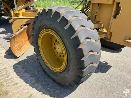 Grader 2006 Caterpillar 140H (13)