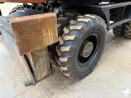 Pelle sur pneus 2011 Hitachi ZX170W-3 (13)