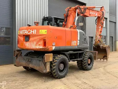 Pelle sur pneus 2011 Hitachi ZX170W-3 (5)