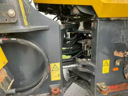 Radlader 2004 Komatsu WA380-5H (12)