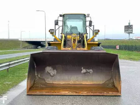 Radlader 2004 Komatsu WA380-5H (9)