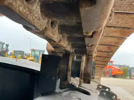 Excavadoras de cadenas 2005 Hyundai R360LC-7 (18)