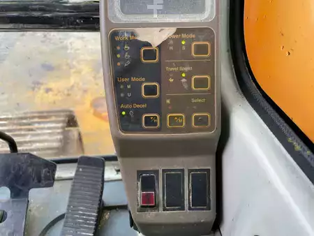 Excavadoras de cadenas 2005 Hyundai R360LC-7 (21)