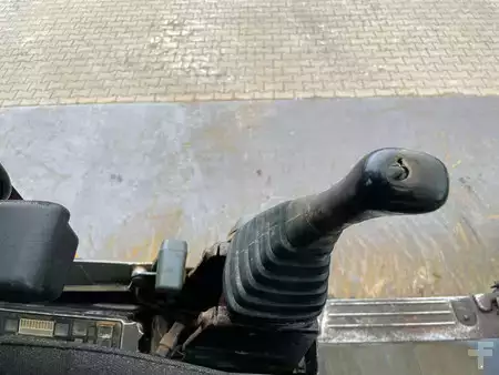 Excavadoras de cadenas 2005 Hyundai R360LC-7 (23)