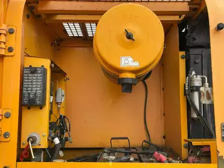 Excavadoras de cadenas 2005 Hyundai R360LC-7 (27)