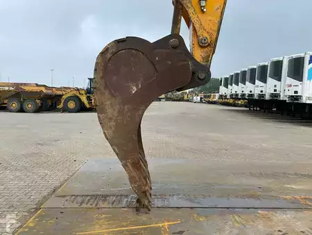 Excavadoras de cadenas 2005 Hyundai R360LC-7 (9)