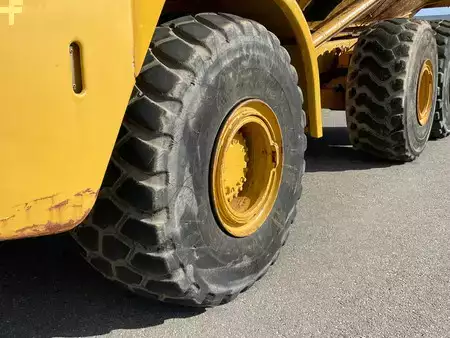 Articulated Dump Trucks 2008 Caterpillar 740 (10)