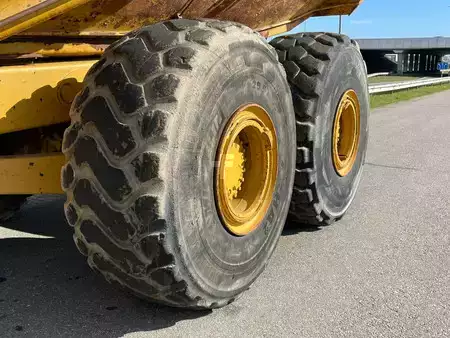 Articulated Dump Trucks 2008 Caterpillar 740 (11)