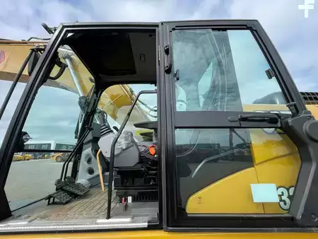 Escavatori cingolati 2025 Caterpillar 323D3 (22)
