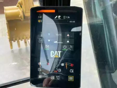 Escavatori cingolati 2025 Caterpillar 323D3 (26)