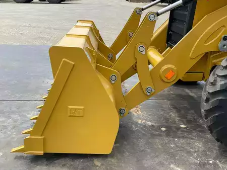 Rigid Backhoe Loader 2026 Caterpillar 424 (12)