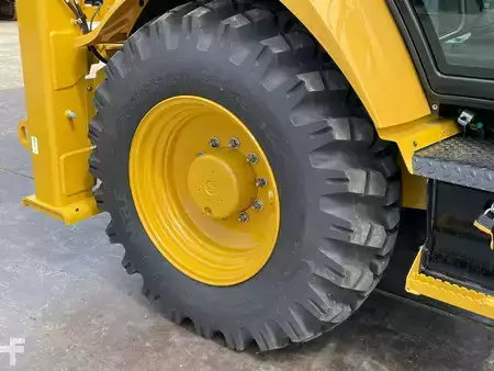 Rigid Backhoe Loader 2026 Caterpillar 424 (16)