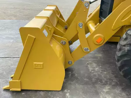 Rigid Backhoe Loader 2026 Caterpillar 424 (18)