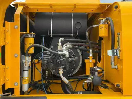 Telakaivinkoneet  2025 JCB 245 HD LR (26)