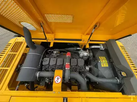 Telakaivinkoneet  2025 JCB 245 HD LR (28)
