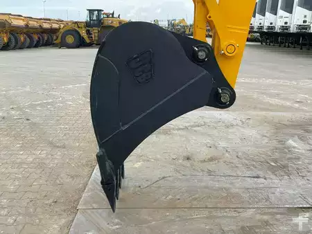 Telakaivinkoneet  2025 JCB 245 HD LR (7)