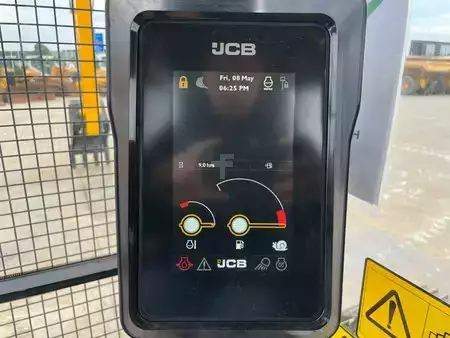 Bæltegraver 2025 JCB 245 HD LR (22)