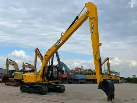 Bæltegraver 2025 JCB 245 HD LR (7)