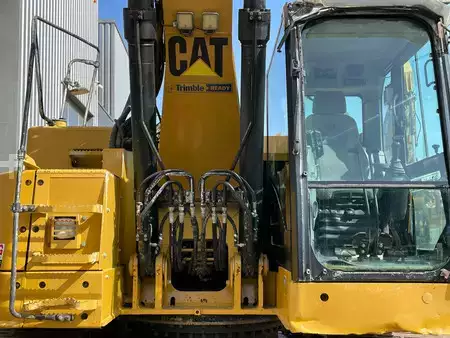 Rupsgraafmachines 2012 Caterpillar 328D (9)