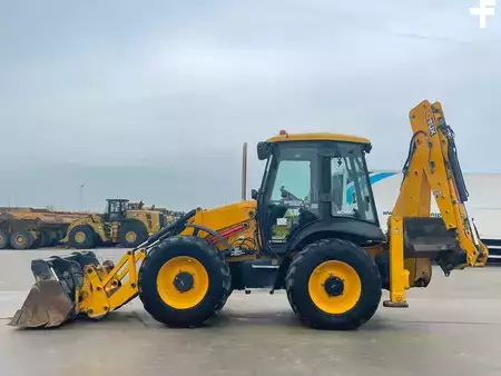 Rigid Backhoe Loader 2015 JCB 4CX (1)