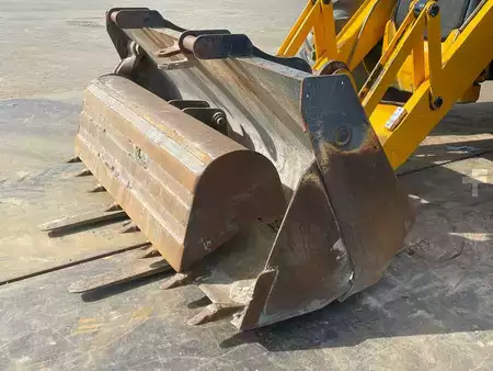 Rigid Backhoe Loader 2015 JCB 4CX (15)