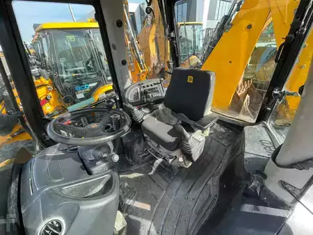 Rigid Backhoe Loader 2015 JCB 4CX (20)