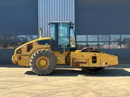 Fårfodruller 2011 Caterpillar CP76 (6)