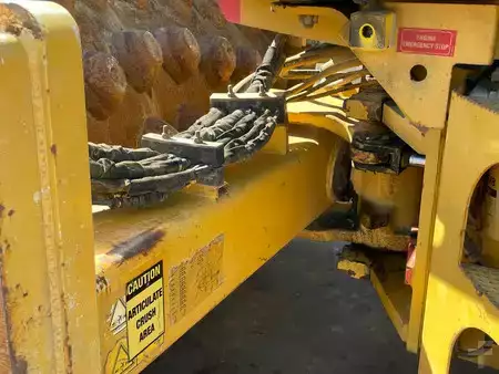 Fåren ruller 2014 Caterpillar CP64 (15)