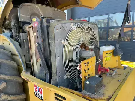 Fåren ruller 2014 Caterpillar CP64 (22)