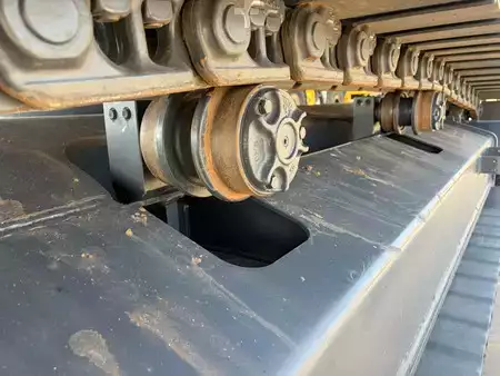 Escavadora de rastos 2026 Hyundai R215L (12)