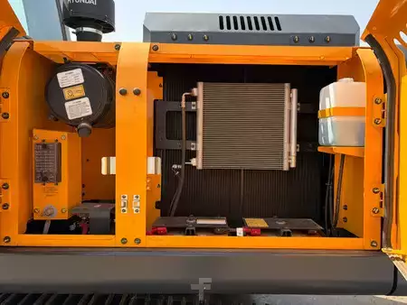 Escavadora de rastos 2026 Hyundai R215L (26)