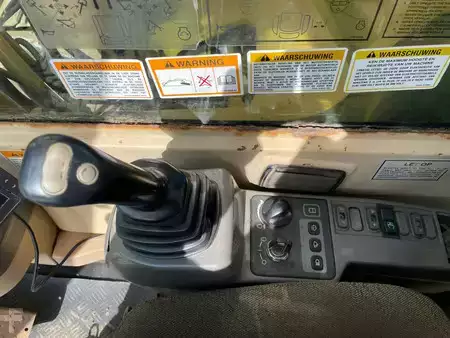 Rupsgraafmachines 2003 Caterpillar 345BL (24)