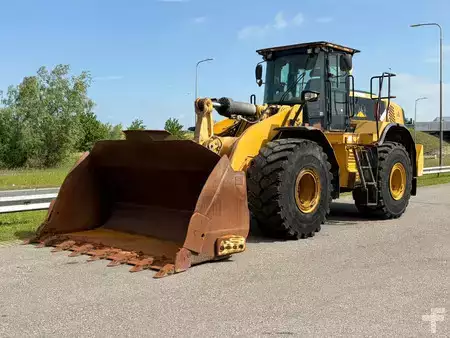 Kolové nakladače 2012 Caterpillar 972K (2)