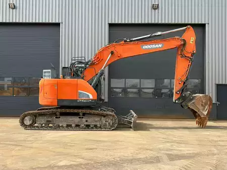 Bæltegraver 2017 Doosan DX235LCR (6)
