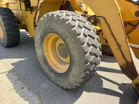 Kerekes rakodó 1995 Caterpillar 928F (13)