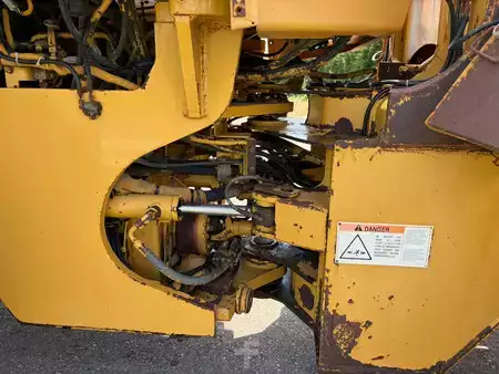 Kerekes rakodó 1995 Caterpillar 928F (22)