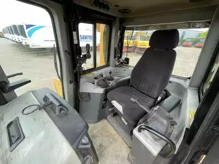 Pásové buldozery 2011 Caterpillar D6T LGP (19)