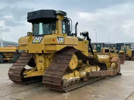 Pásové buldozery 2011 Caterpillar D6T LGP (5)