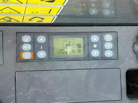Beltegraver 2018 Caterpillar 325 F LCR (23)