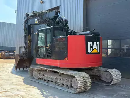 Beltegraver 2018 Caterpillar 325 F LCR (3)