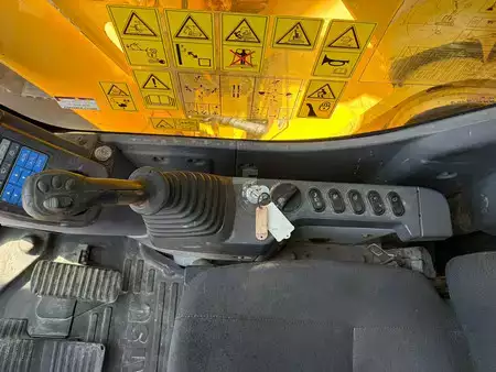 Kedjegraver 2012 Komatsu PC228USLC-8 (24)