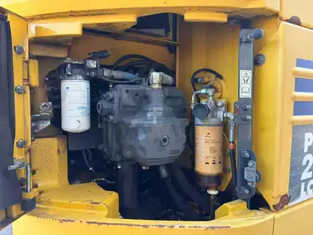 Kedjegraver 2012 Komatsu PC228USLC-8 (29)