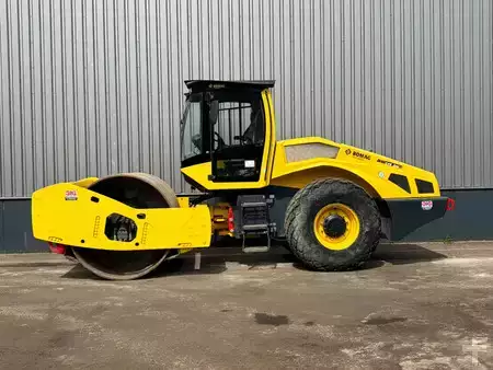 Sestavy válců 2019 BOMAG BW219 (1)