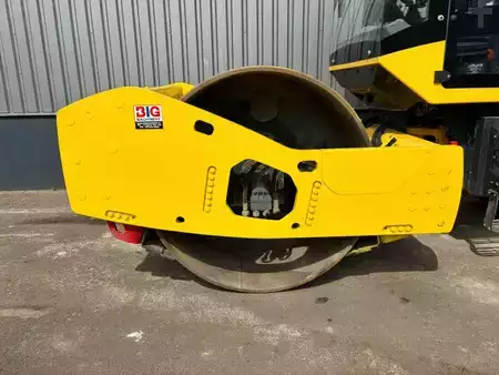 Sestavy válců 2019 BOMAG BW219 (10)