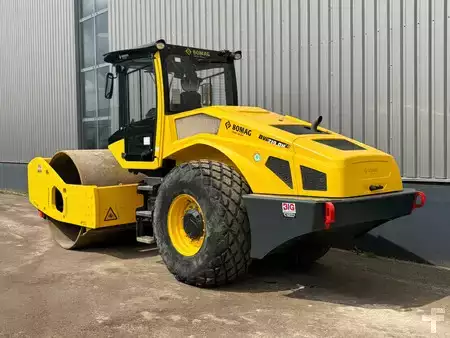 Sestavy válců 2019 BOMAG BW219 (3)