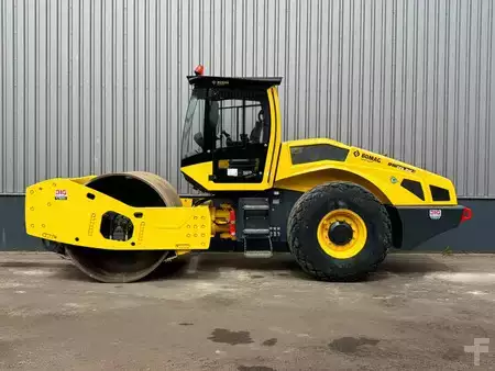 Sestavy válců 2019 BOMAG BW219 (1)