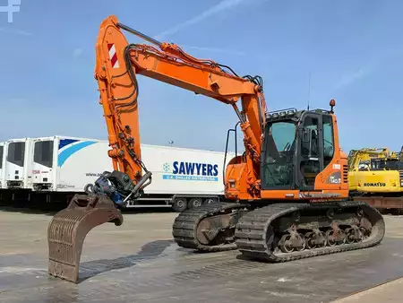 Bæltegraver 2015 Doosan DX140LCR (2)