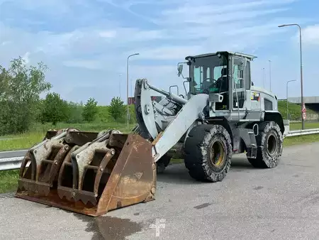 Cargadoras de ruedas 2018 Caterpillar 930M (2)